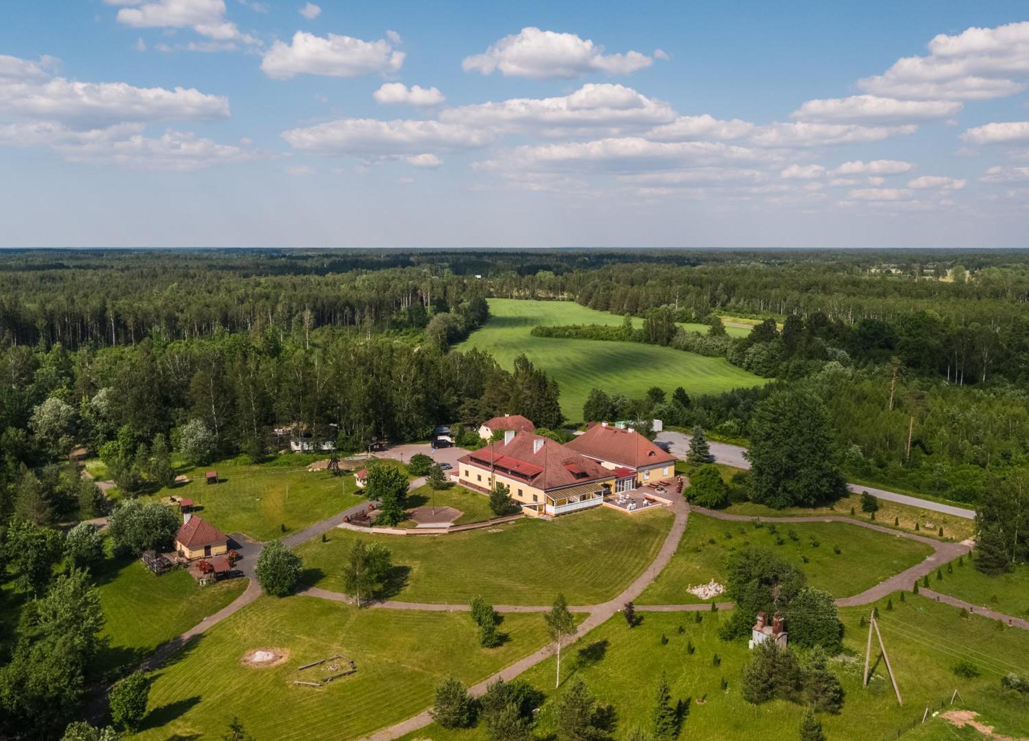 Ruunawere Hotel Nõmmealuse エクステリア 写真